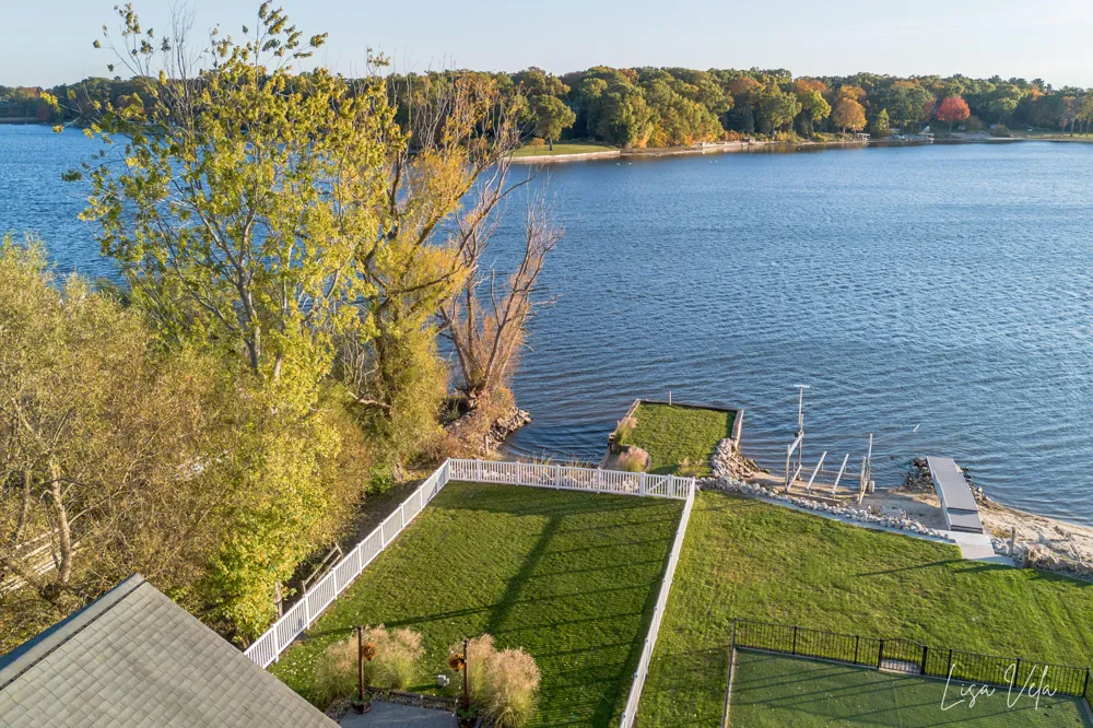 447 Lakeshore Boulevard Norton Shores, MI 49444