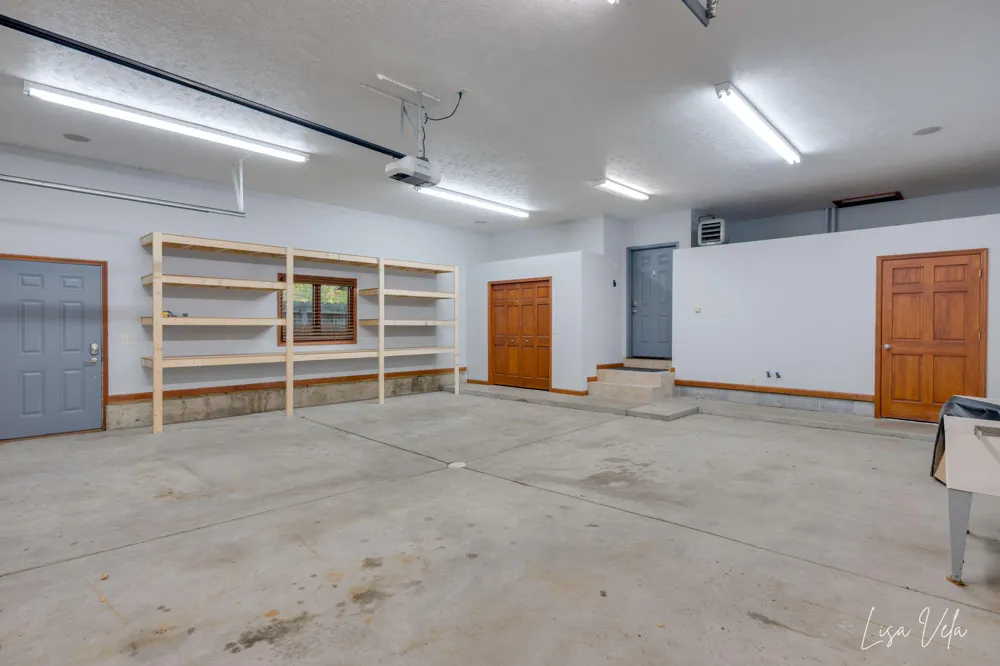 447 Lakeshore Boulevard Norton Shores, MI 49444