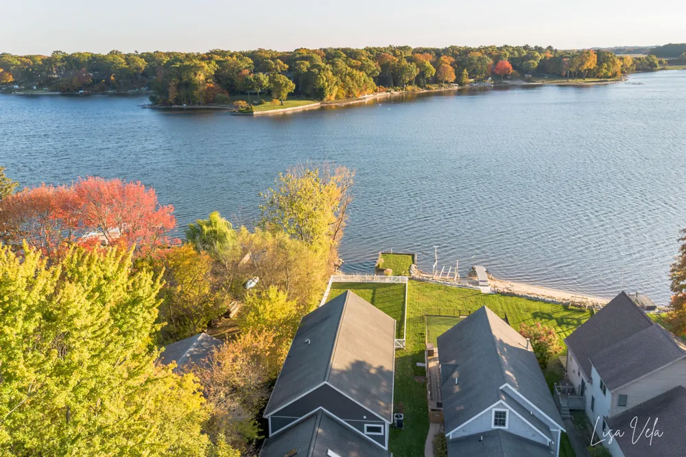 447 Lakeshore Boulevard Norton Shores, MI 49444