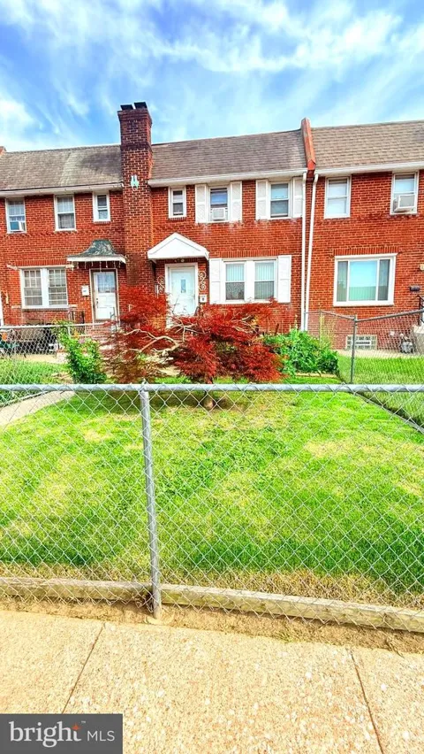 238 WYNNEWOOD AVENUE
