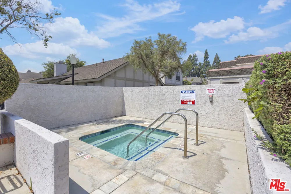 9066 Candlestick Lane #5 Cypress, CA 90630