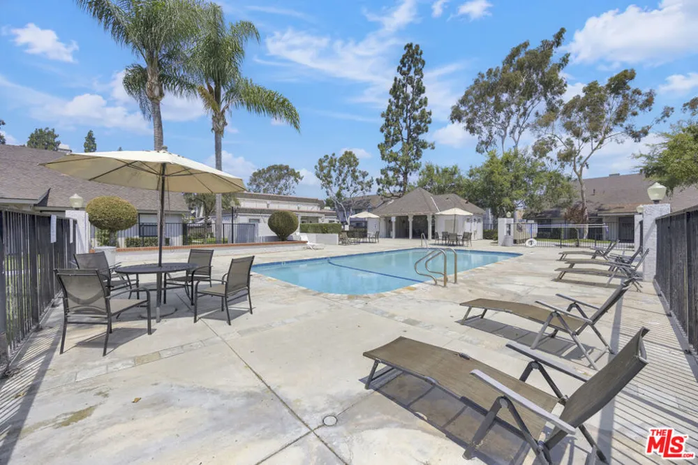 9066 Candlestick Lane #5 Cypress, CA 90630