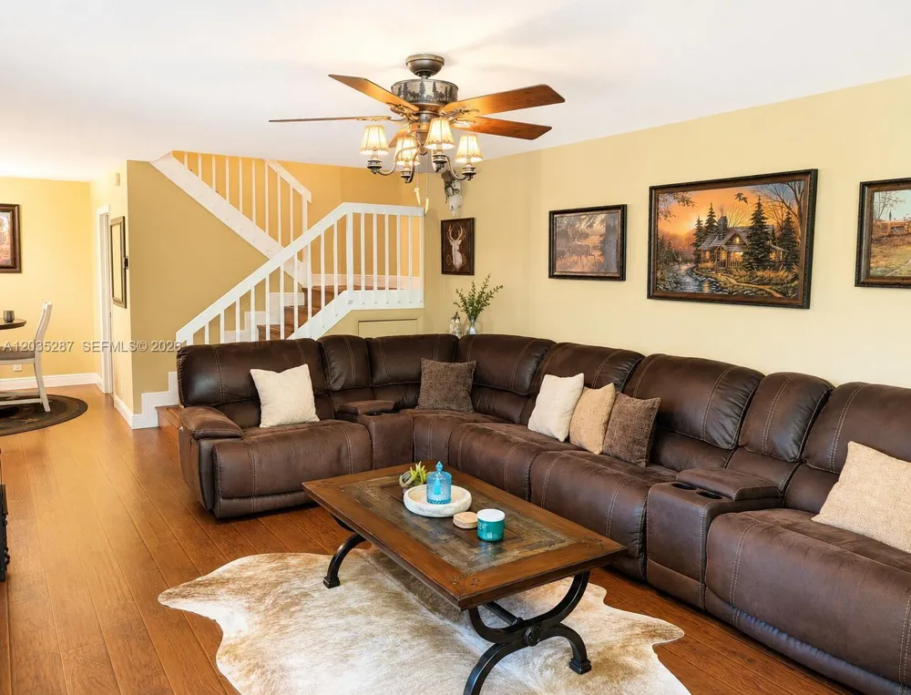 2589 Garden #2589 Hollywood, FL 33026