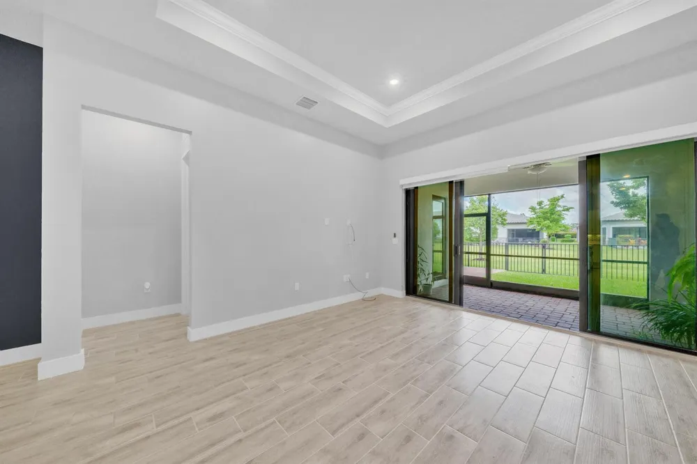 7524 Blue Spring Drive Parkland, FL 33067