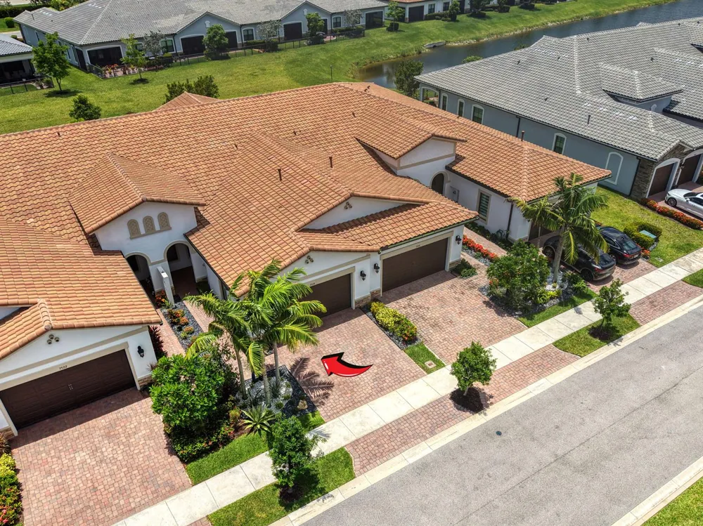 7524 Blue Spring Drive Parkland, FL 33067