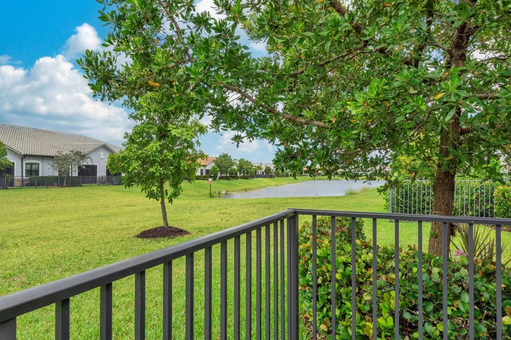 7524 Blue Spring Drive Parkland, FL 33067