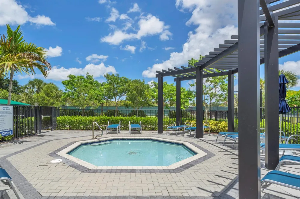 7524 Blue Spring Drive Parkland, FL 33067
