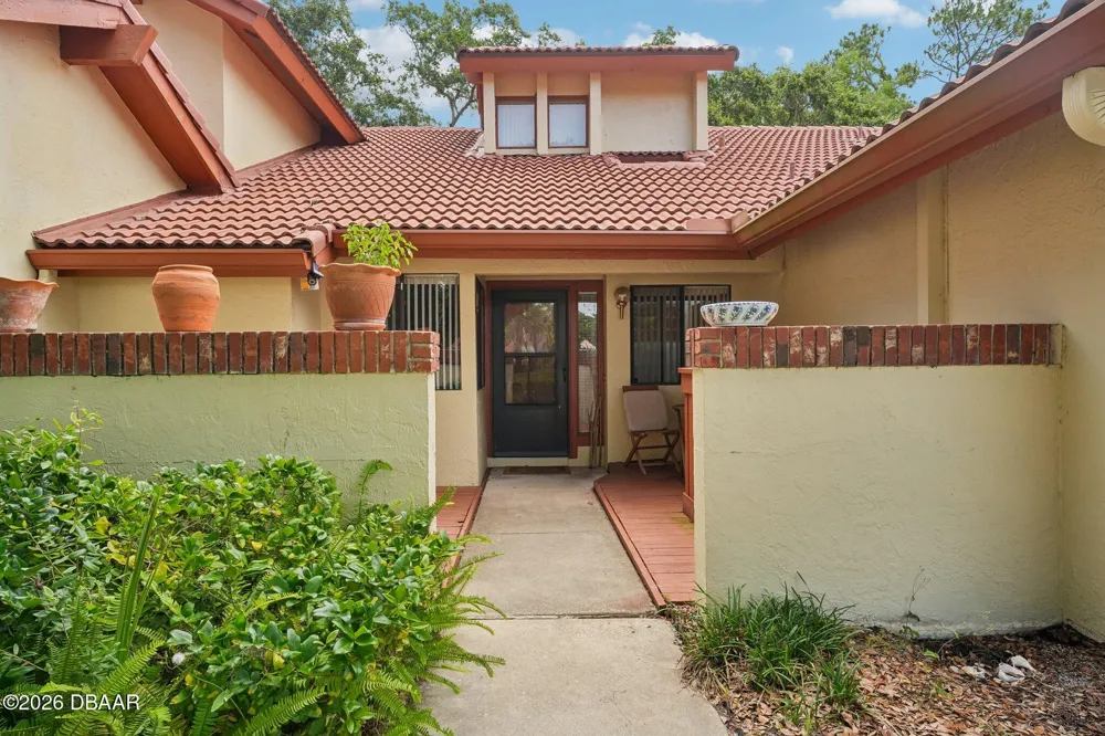 67 Village Circle Palm Coast, FL 32164
