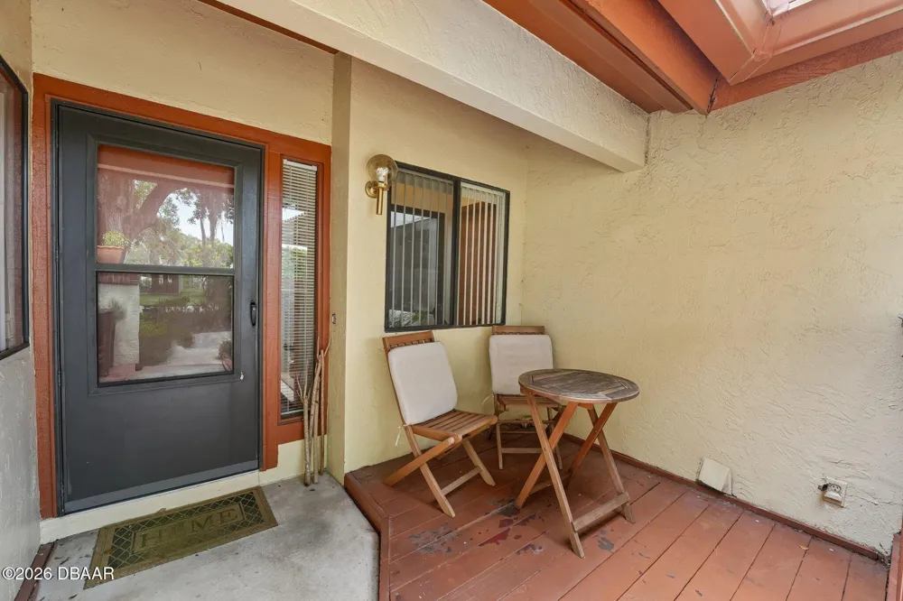 67 Village Circle Palm Coast, FL 32164