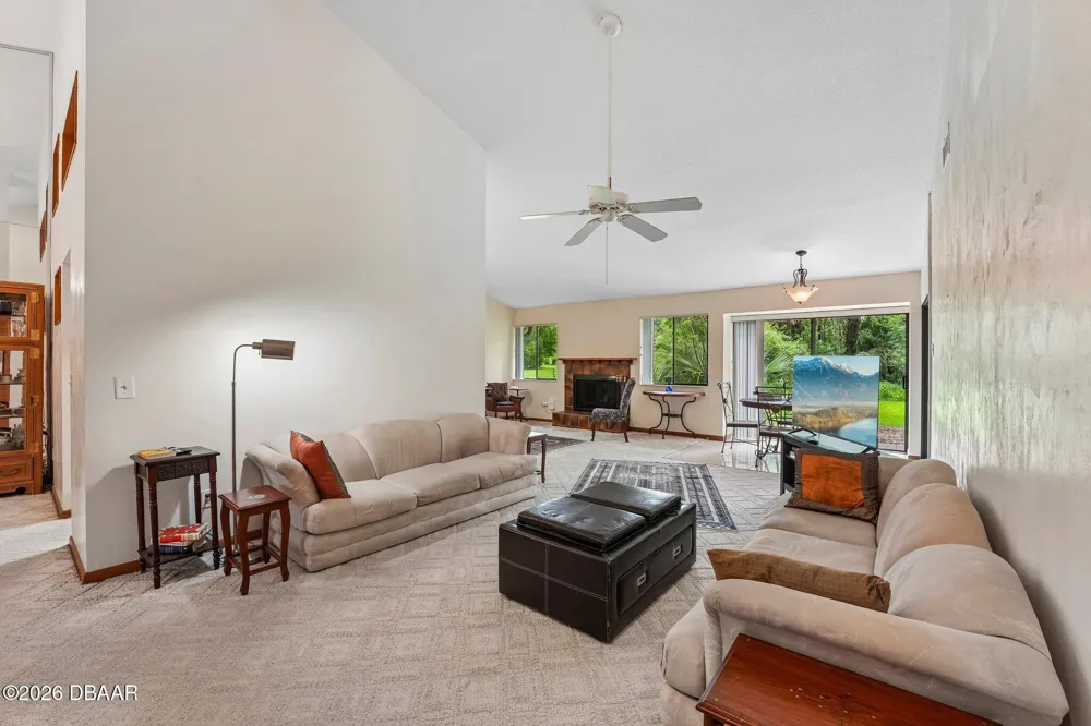 67 Village Circle Palm Coast, FL 32164