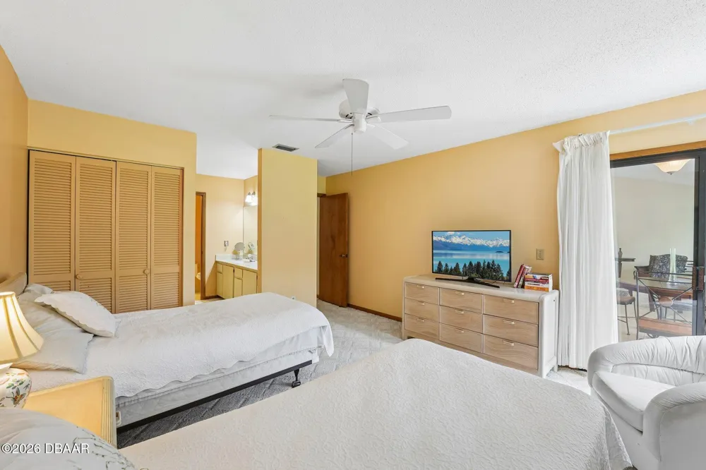 67 Village Circle Palm Coast, FL 32164