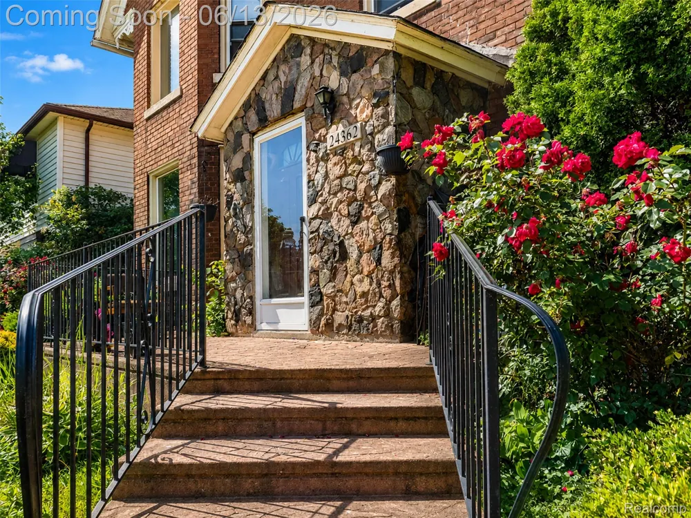 24362 Outer Drive Melvindale City, MI 48122