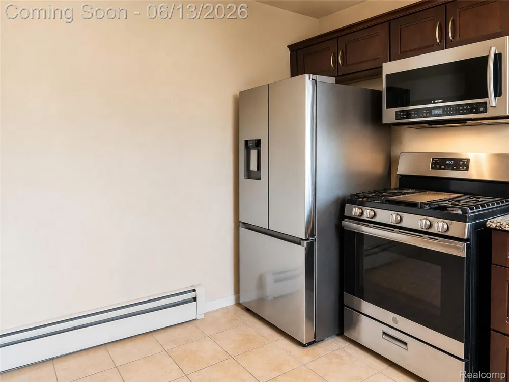 24362 Outer Drive Melvindale City, MI 48122