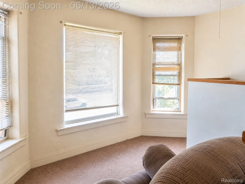 24362 Outer Drive Melvindale City, MI 48122
