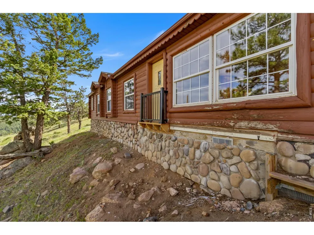 39 Mount Sherman Court Livermore, CO 80536