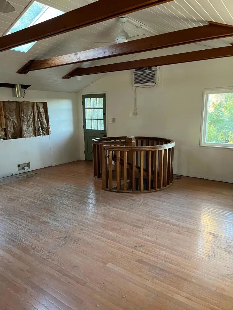 26824 Walnut Cloverdale, CA 95425