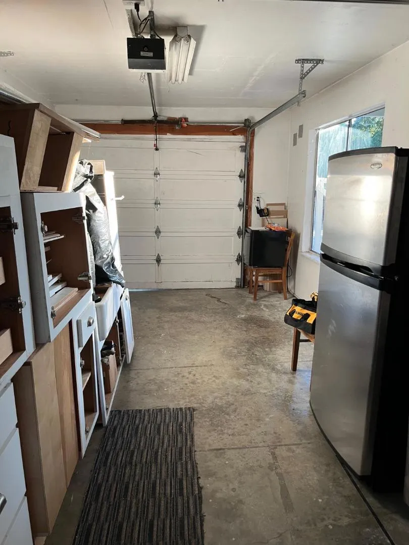 26824 Walnut Cloverdale, CA 95425