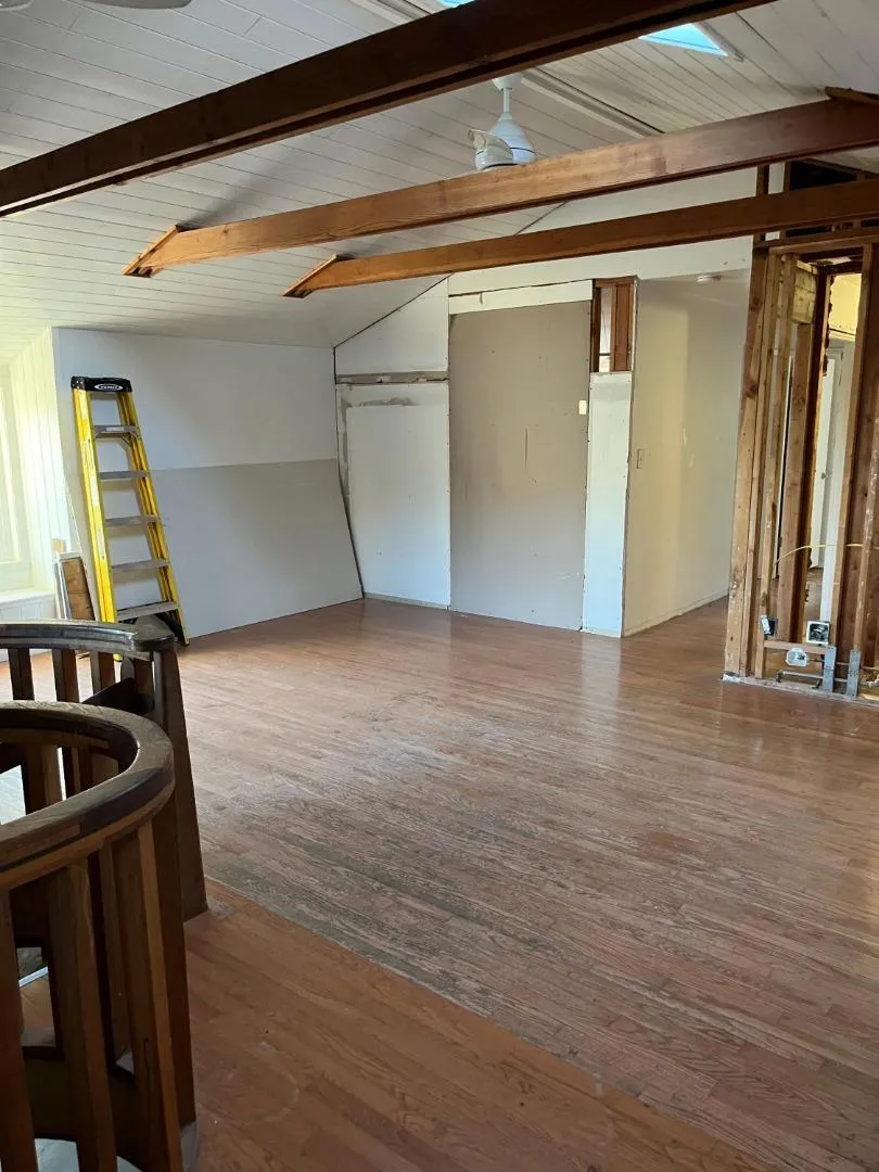 26824 Walnut Cloverdale, CA 95425