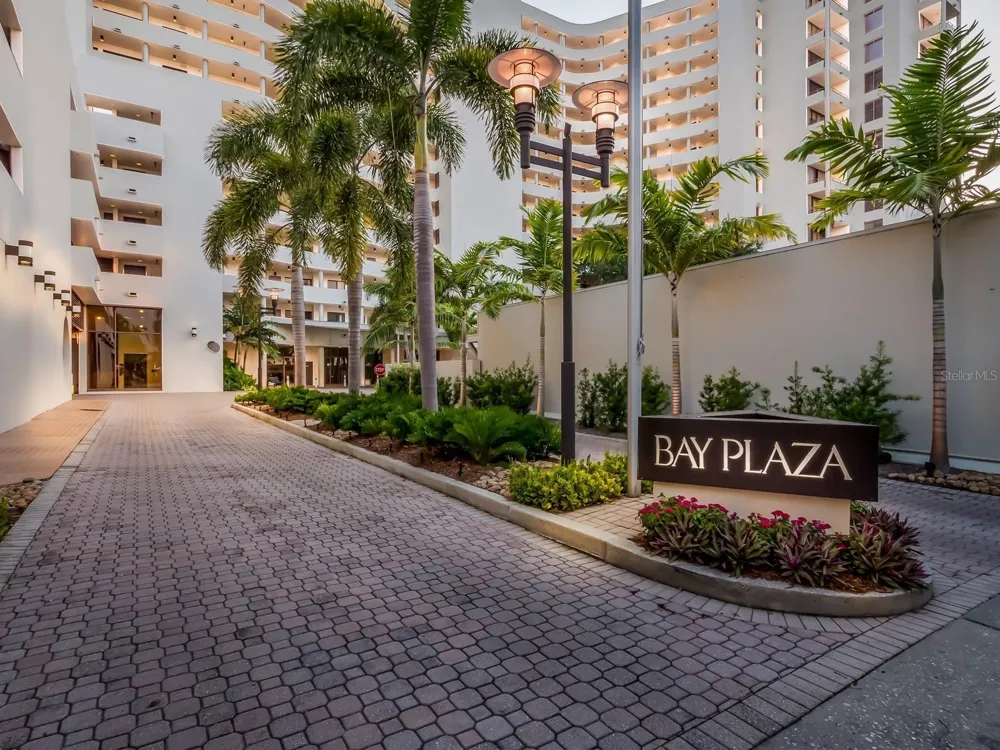 1255 GULFSTREAM AVENUE #1101 Sarasota, FL 34236