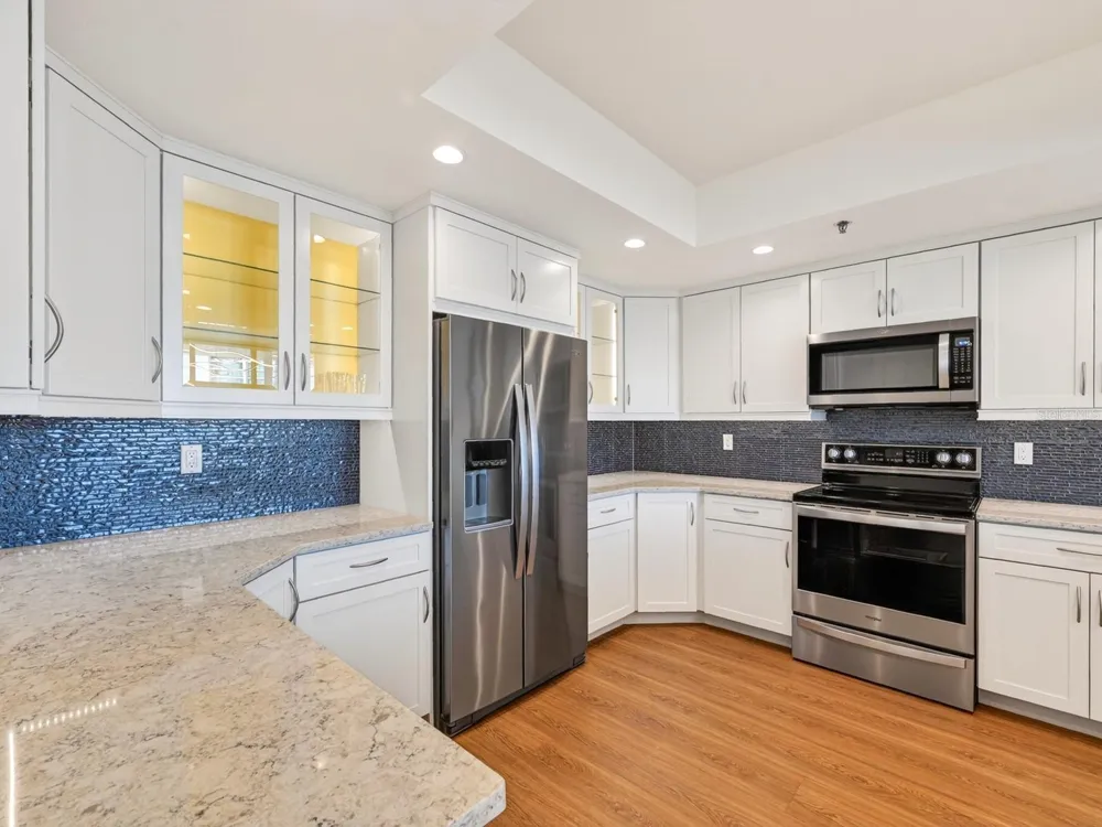 1255 GULFSTREAM AVENUE #1101 Sarasota, FL 34236