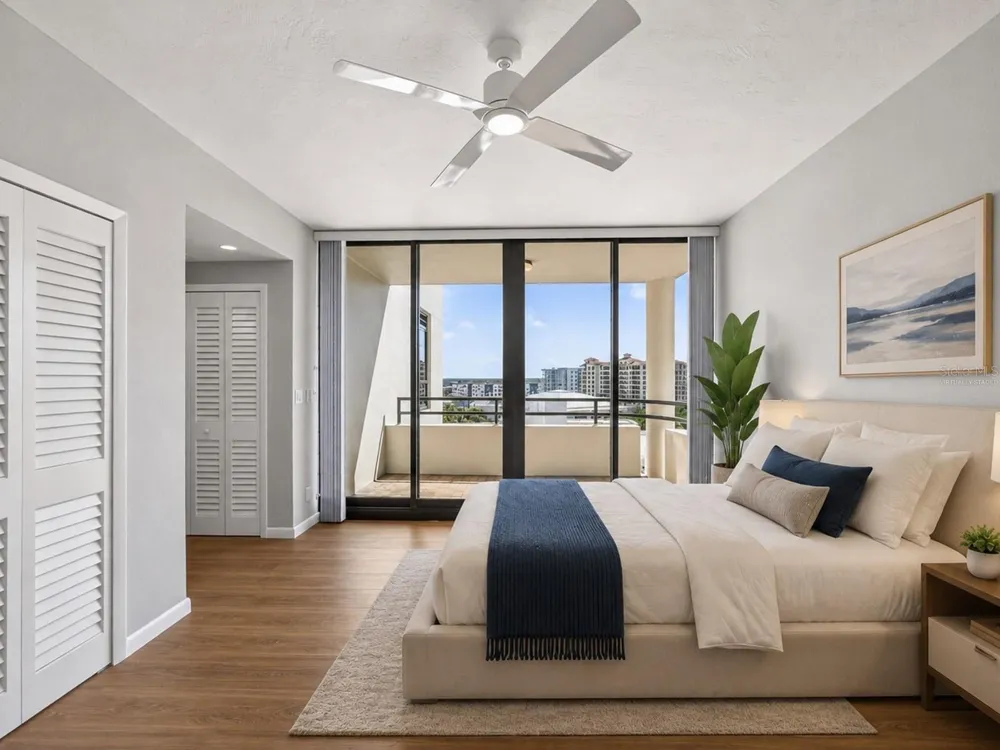 1255 GULFSTREAM AVENUE #1101 Sarasota, FL 34236