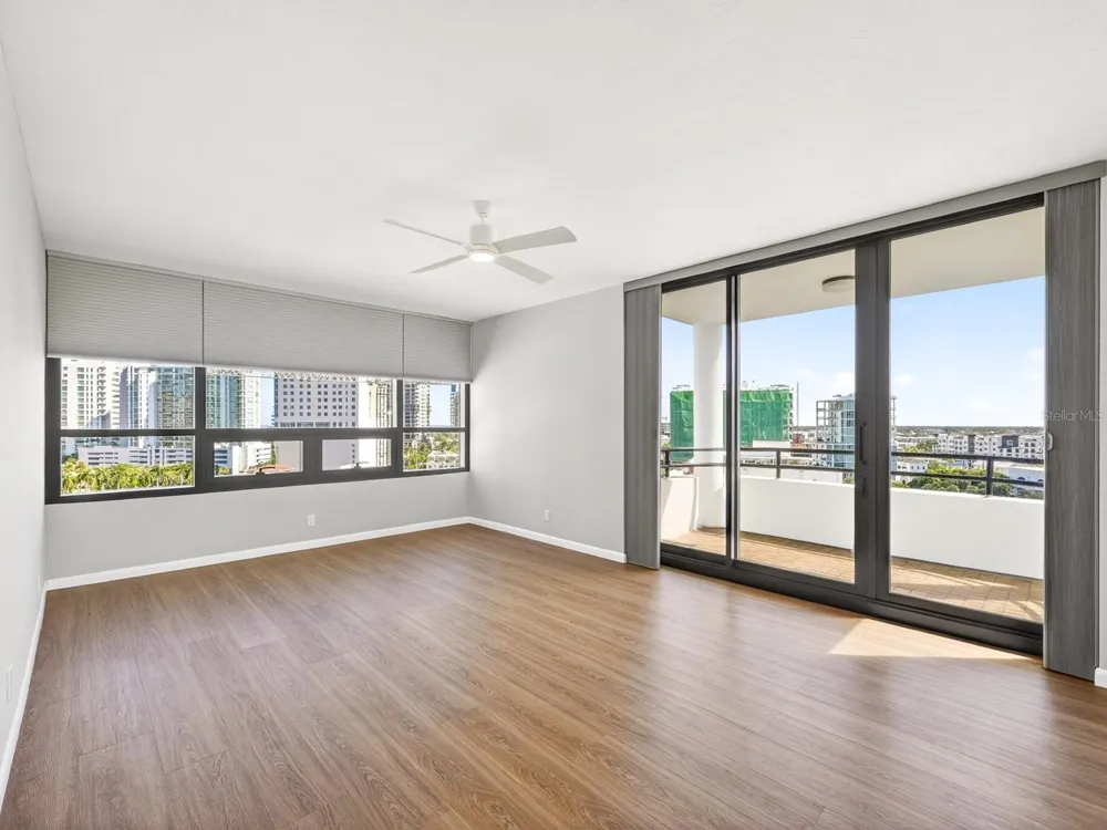 1255 GULFSTREAM AVENUE #1101 Sarasota, FL 34236