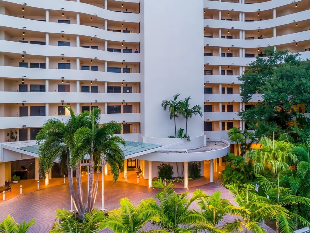 1255 GULFSTREAM AVENUE #1101 Sarasota, FL 34236