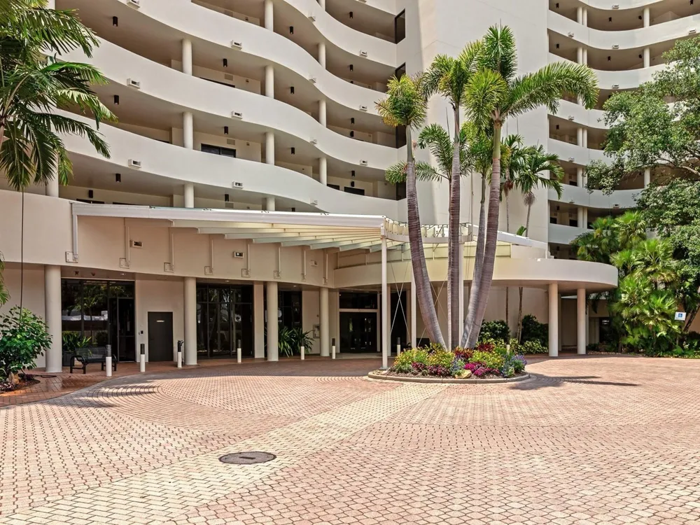 1255 GULFSTREAM AVENUE #1101 Sarasota, FL 34236