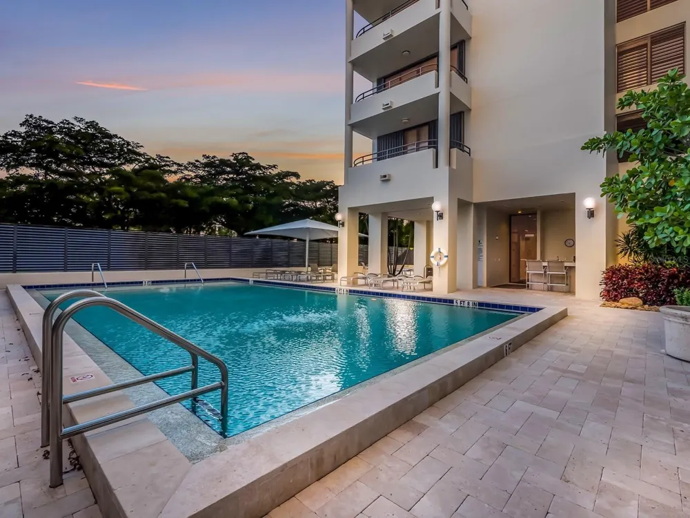 1255 GULFSTREAM AVENUE #1101 Sarasota, FL 34236