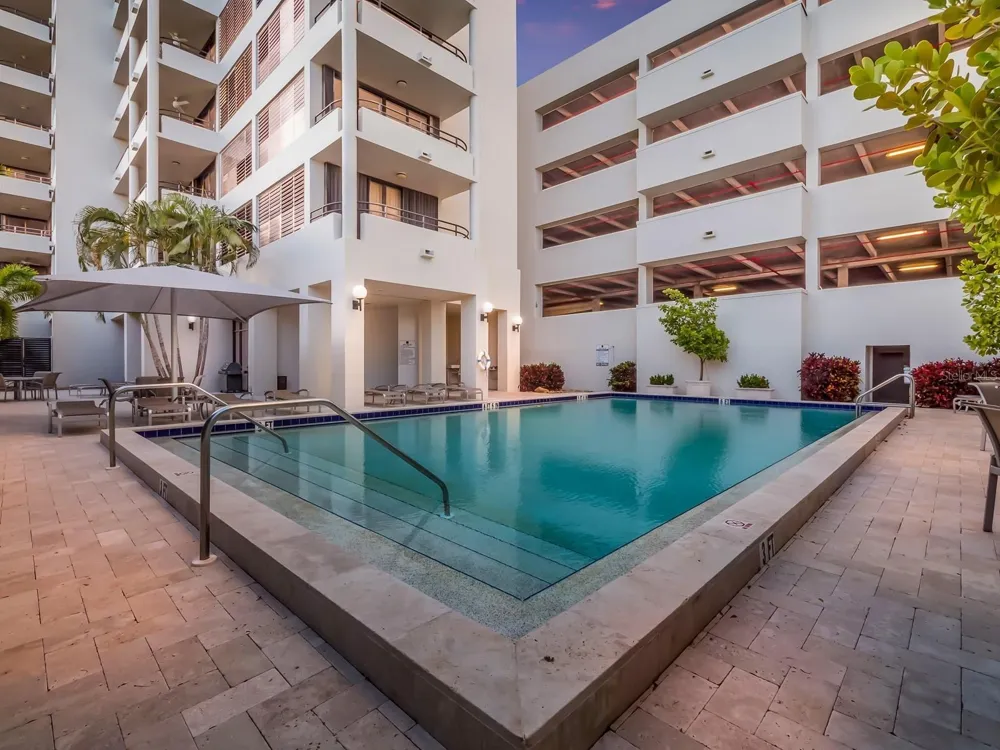1255 GULFSTREAM AVENUE #1101 Sarasota, FL 34236