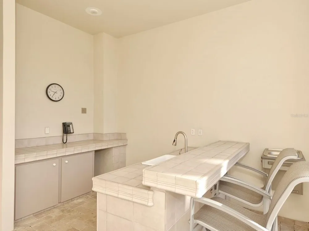 1255 GULFSTREAM AVENUE #1101 Sarasota, FL 34236