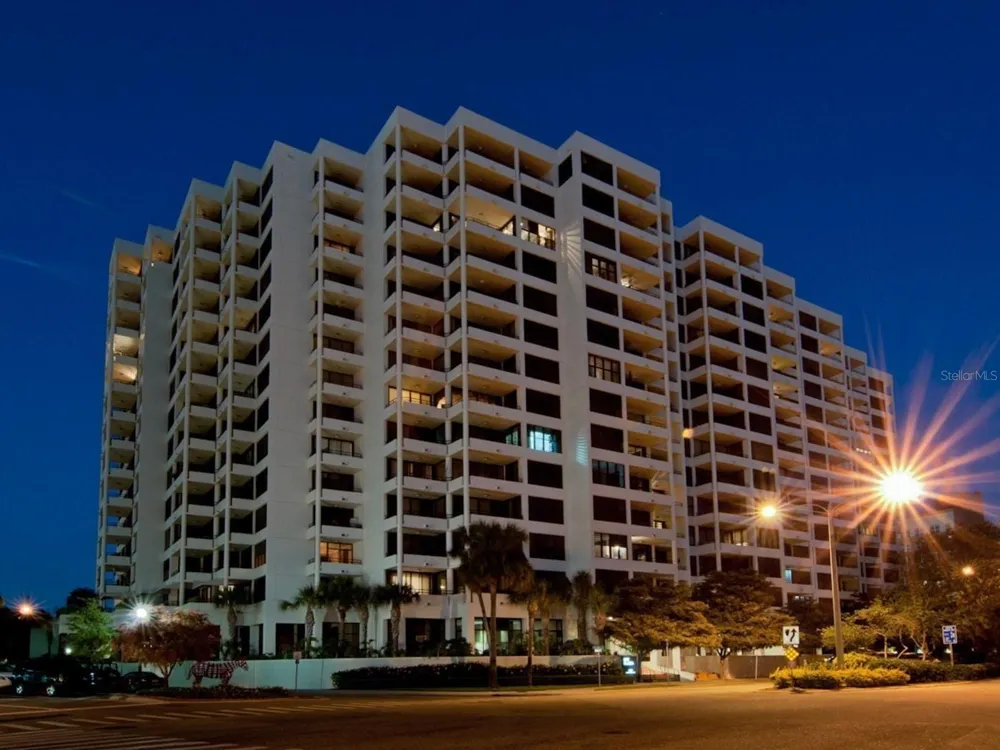 1255 GULFSTREAM AVENUE #1101 Sarasota, FL 34236