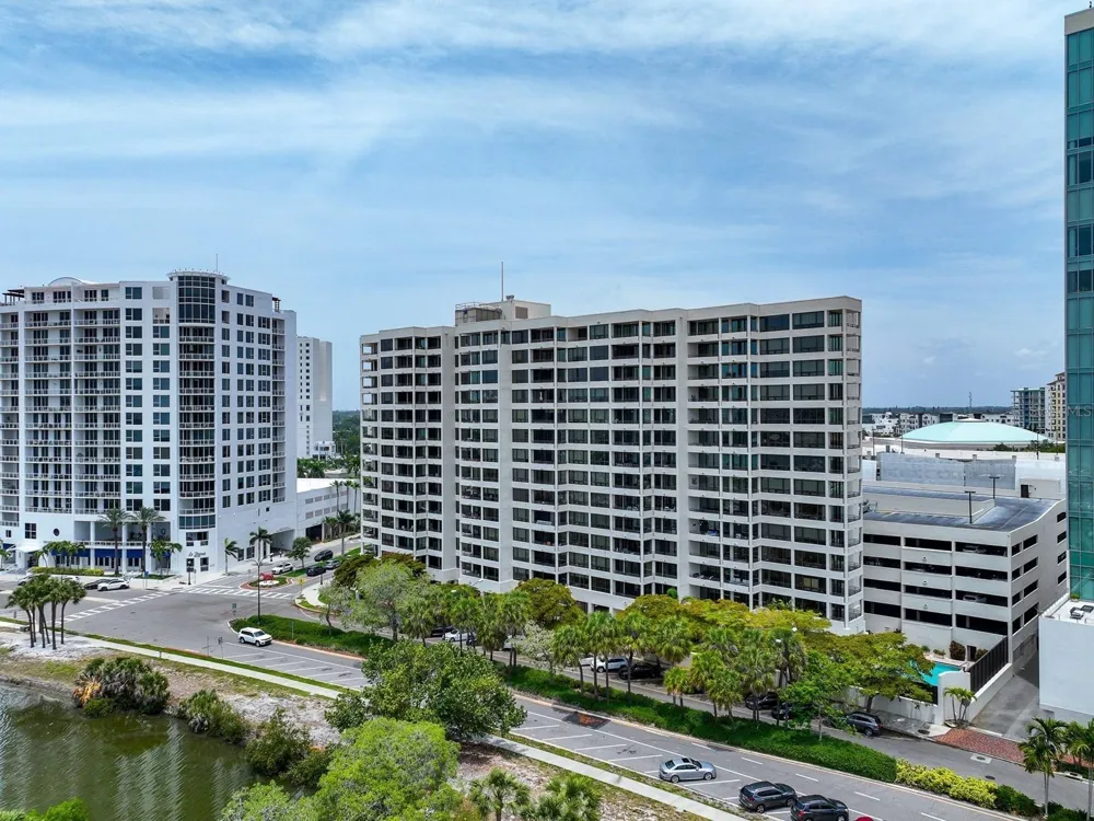 1255 GULFSTREAM AVENUE #1101 Sarasota, FL 34236