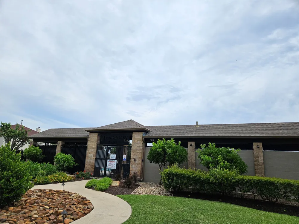 903 Gentry Drive Leander, TX 78641