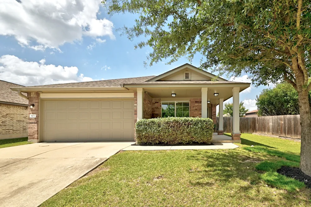 903 Gentry Drive Leander, TX 78641