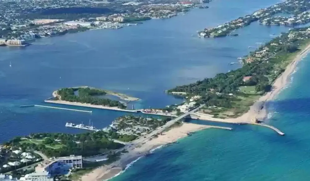 4030 S Ocean Boulevard Manalapan, FL 33462