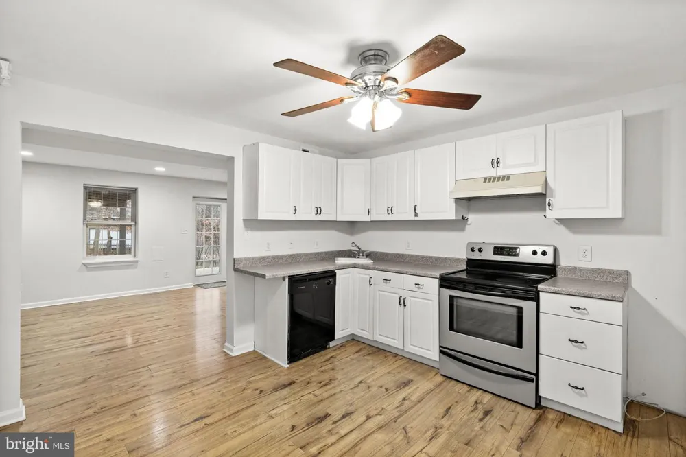 41 BALDWIN DRIVE Fredericksburg, VA 22406