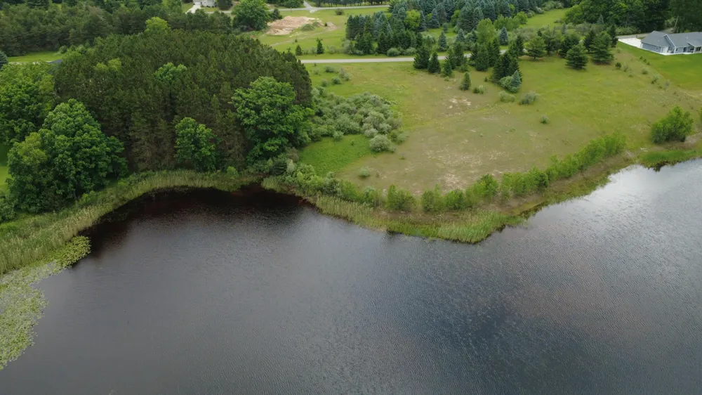 11651 Port Stewart Drive Canadian Lakes, MI 49346