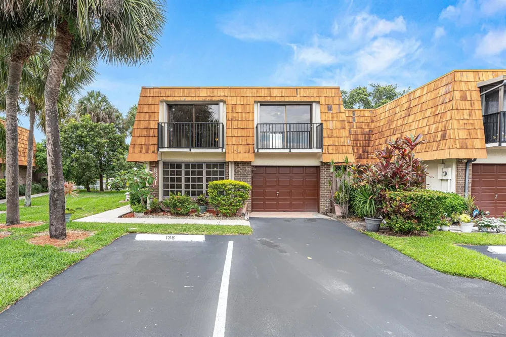 8321 S Coral Circle North Lauderdale, FL 33068