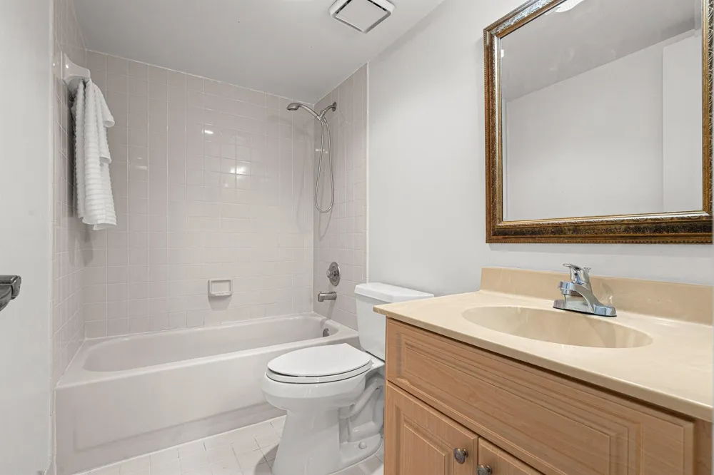 8321 S Coral Circle North Lauderdale, FL 33068