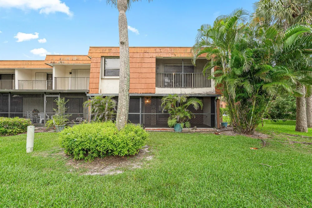 8321 S Coral Circle North Lauderdale, FL 33068