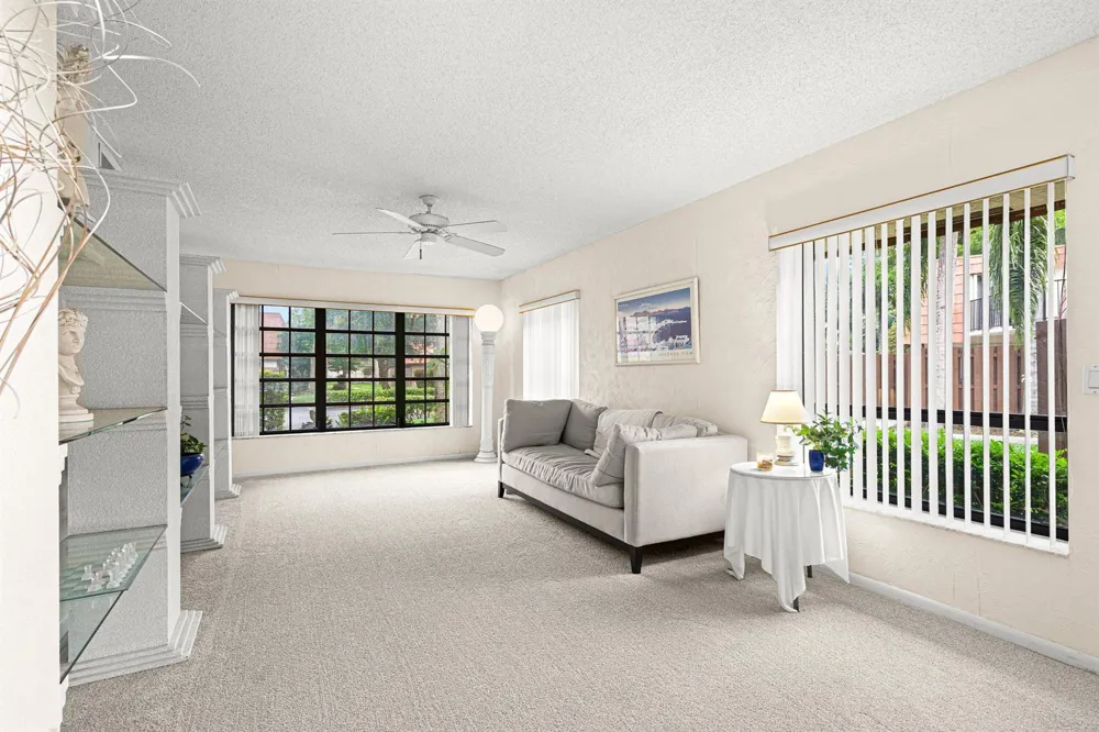8321 S Coral Circle North Lauderdale, FL 33068