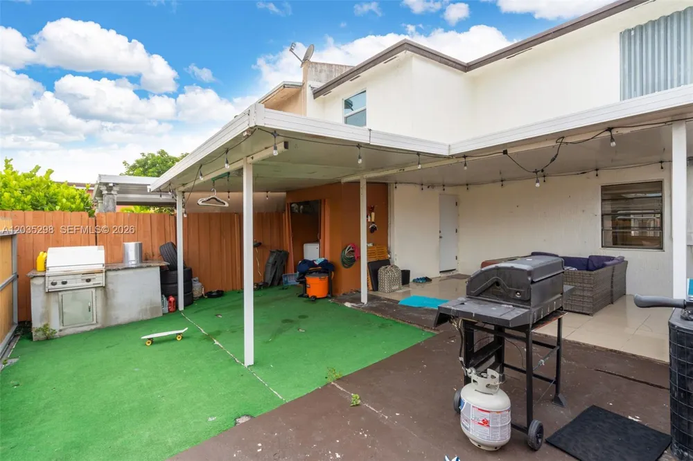 4522 NW 194th St Miami Gardens, FL 33055