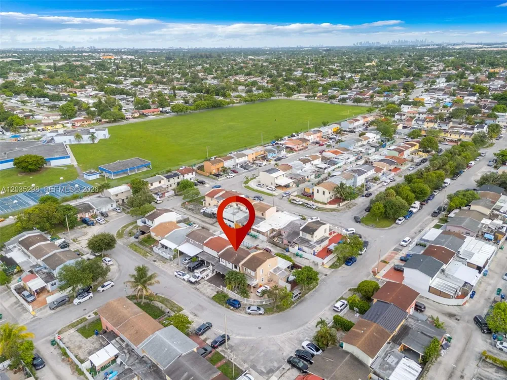 4522 NW 194th St Miami Gardens, FL 33055