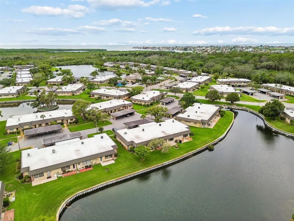 4368 SUMMERSUN DRIVE #4368 New Port Richey, FL 34652