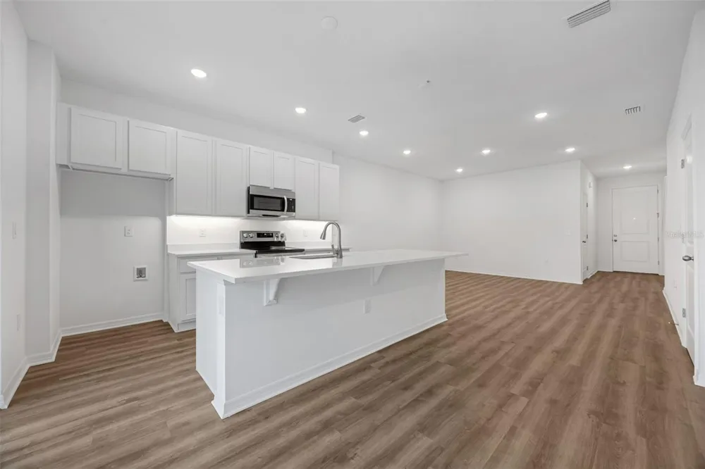 1156 CYPRESS ELM DRIVE Deland, FL 32720