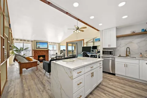 1855 Diamond St #5-327