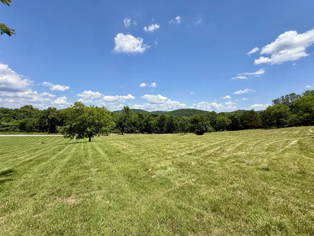 40 Mahan Lane Elmwood, TN 38560
