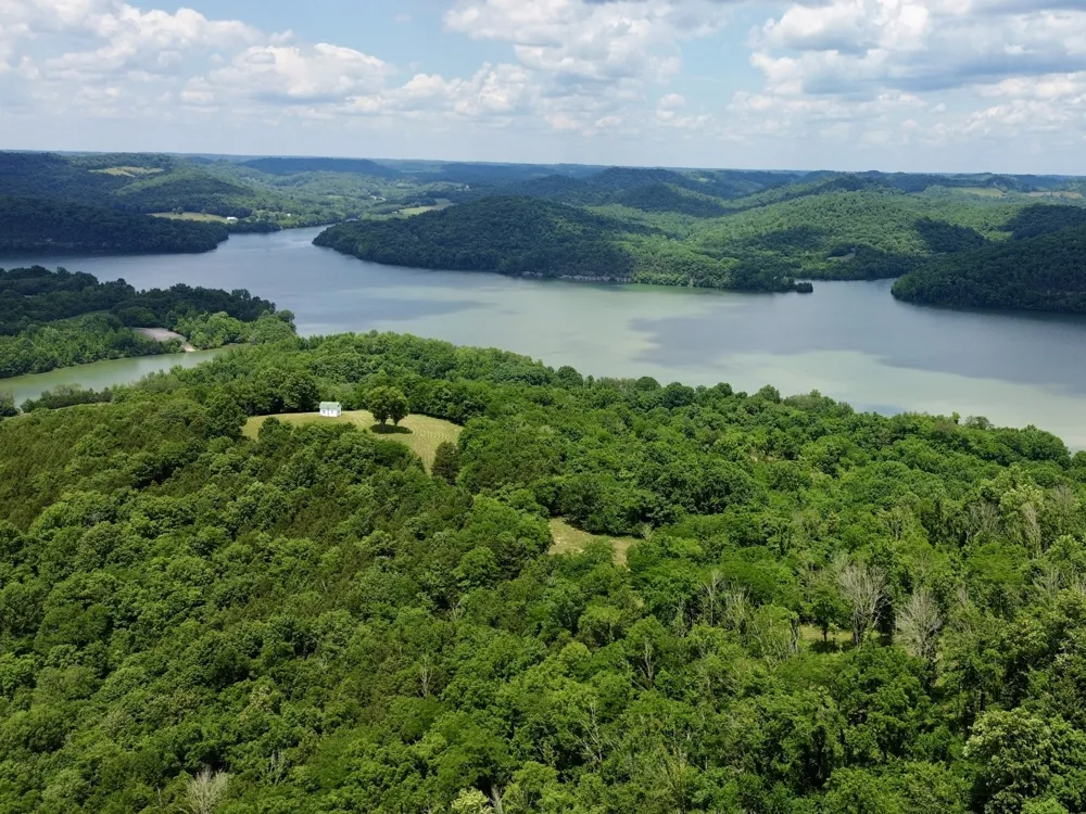 40 Mahan Lane Elmwood, TN 38560