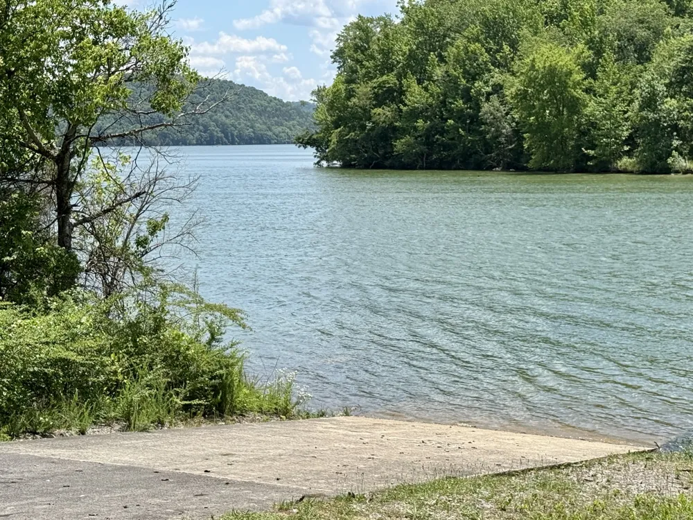 40 Mahan Lane Elmwood, TN 38560